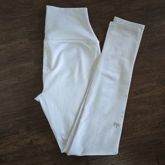 ALO Yoga Pants - Alo NWT White Leggings S